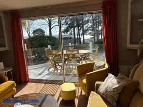 Robins Lodge by the sea - Image 1