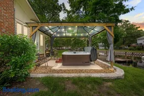 River Bend Retreat - Image 1