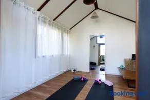 Garden Cottage, Wellness Studio & Bike Shed - Image 4