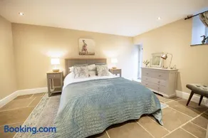 Beckside - Image 2