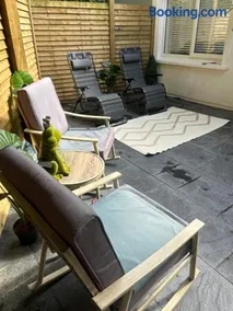 Sèid Bò - Sleeps 6 -Private 6 Person wood burning HotTub - Image 5
