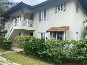 Finest Accommodation Renfrew Place 1 Bedroom Apt # 42 New Kgn 4--12 Renfrew Rd - Image 3