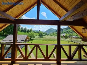 Doabra Chalet - Image 1