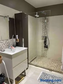 Charmante maison sur propriété - Image 2