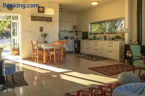 Rosh Pinna Home with a View - Image 3