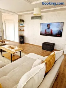 Appartement 250m2 avec 60M2 de terasse sans vis à vis ensoleillé - Image 3