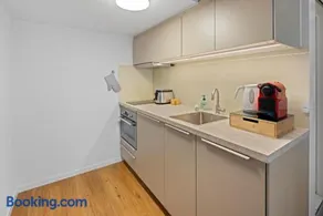 ARISER - Zug Unique Apartment in Historic 15th Century Building - Image 2
