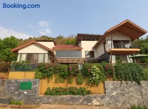 Soul Tree Villa 50 Super Luxury Villa with heated plunge pool and jacuzzi - Image 5