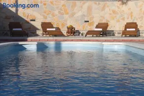 Holiday home with private pool and mini golf Fjaka, Zadar region - Image 1
