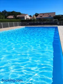 Charmante maison de vacances, 4P, piscines, proche Gohaud - Image 4