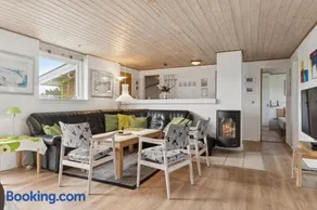 Energy-Efficient Pool House Located Between The Sea And The Fjord - Image 4