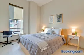 Stylish Comfort Meets Spacious Design - Image 2