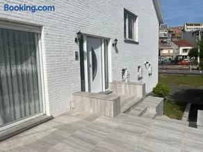 Luxe villa - Image 2