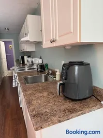 2 bedroom Suite with private entrance - Image 1