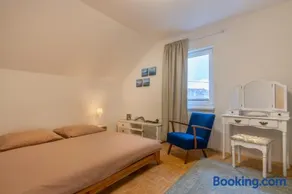 Rooftop Apartment, Exclusive City and Mountain View - Image 4