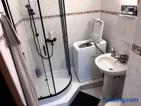1 Izbovy Apartman - Širšie Centrum - Image 3