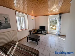 Gîte familial avec terrasse et espace enfants à Faymont - Image 1