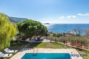 Villa Calliopé avec vue imprenable, jardin et piscine privée - Image 1
