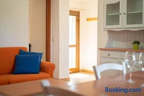 Appartamento Posada con piscina e parcheggio privato vicino al mare - Image 4