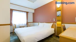 Toyoko Inn Kobe Minatogawa Koen - Image 5