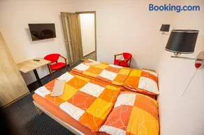 Hotel Rabbit - Image 3