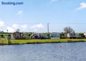 Croft Farm Water Park - Image 2