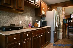 Spring Grove Get Away - Image 4