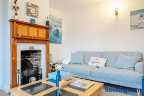Chearsley Cottage - Image 2