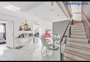 PENTHOUSE Deluxe River SIENE views -Link 14 - Orly 10min - Image 1