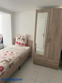 Chaudari Guest House - Image 3