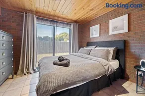 Affordable GEM in the heart of Inverloch - Image 5
