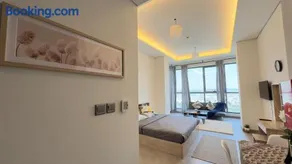 Private Studio Burj Khalifa Area -BEST PRICE - Image 4