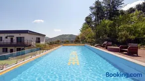 Gapyeong Pinetree Kids Pool Villa - Image 2