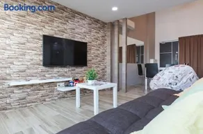 3-Bed Executive Suite, RumahKu @CEO - Image 4