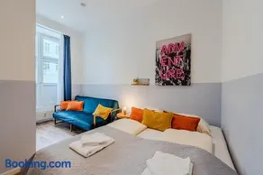 Apartment mit Fitness- und Spielbereich - Image 3