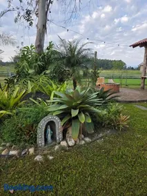 Chalé A-Frame Exclusivo com Lago Privativo - Image 3