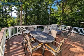 Mountain Getaway - 7 beds, 2 King - Large Common Area - Image 3