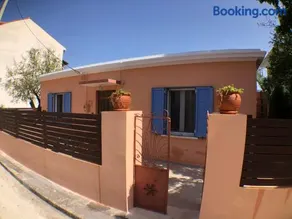 METROPOLIS Argostoli House/villa with garden & pool-jacuzzi - Image 3