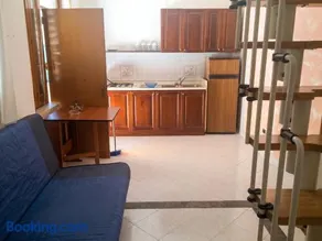 Charming house in Laura with fenced garden - Image 3