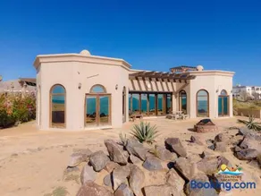 Casa Serenity Beachfront Rental - Image 2