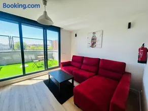 Loft 29 con piscina, terraza, jardín y Netflix - Image 1