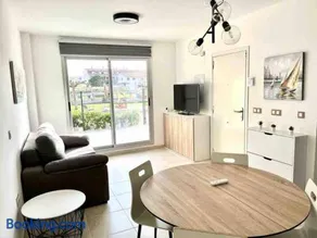 Charmante Ferienwohnung mit schnellem Internet, Terrasse und Whirlpool | Gartenblick | Haustiere sind willkommen - Image 4