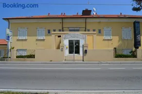 Residenza sul Mare Villa Margherita - Il Lupo Affitta - Image 1