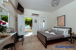 Moukas Seaside Apartments Romantico - Image 5