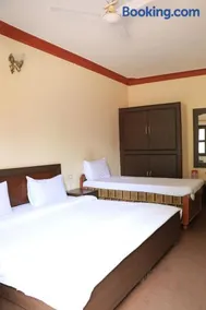 Hotel Social Palace - Image 1
