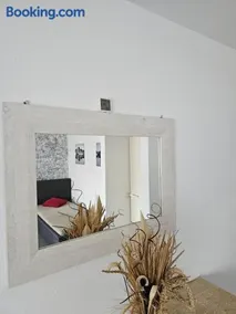 Kompfort Business Apartment - Image 3