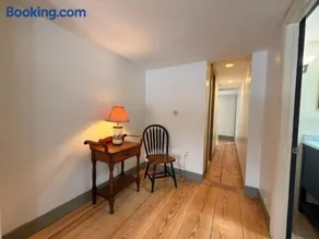 Spacious 4BR Summer Escape Queechy Lake Passes - Image 4