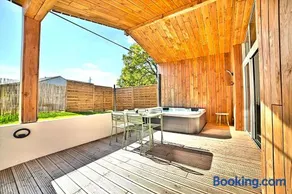 Maison cosy avec spa extérieur et vélos électriques - Image 5