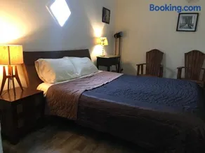 White Barn Chalet - Image 2