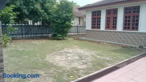 Homestay Taman Azura 4 Bedrooms 4 AC WIFI & COWAY - Image 4
